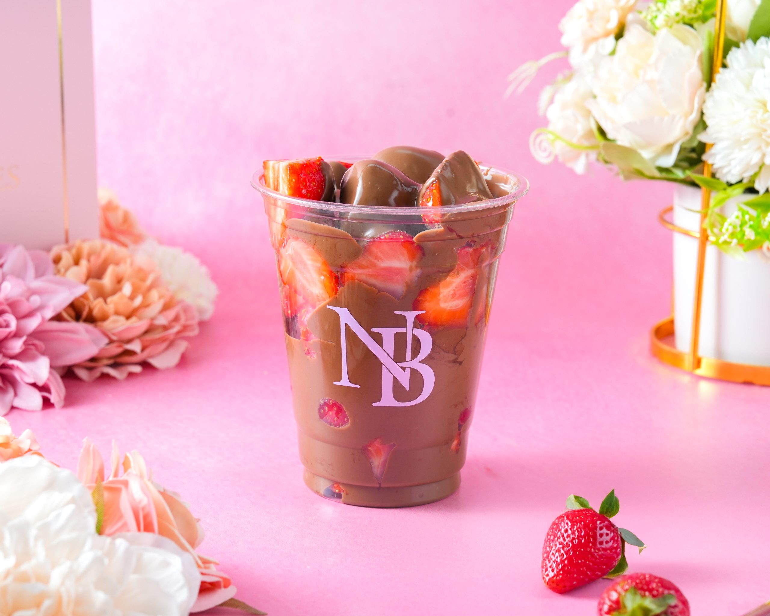 Chocolate Strawberry Cup - Image 6